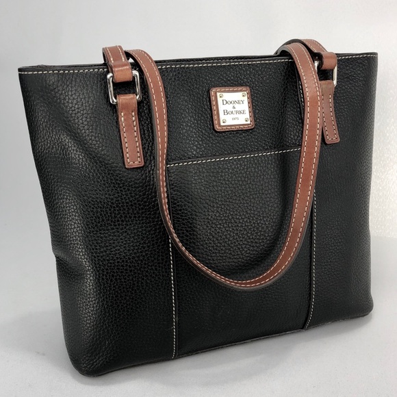 Dooney & Bourke Handbags - DOONEY & BOURKE Pebbled Leather “Lexington” Bag!